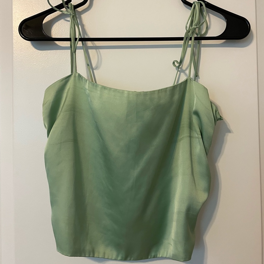 URBAN Outfitters Bella Tie Shoulder Cami - Picture 2 of 3